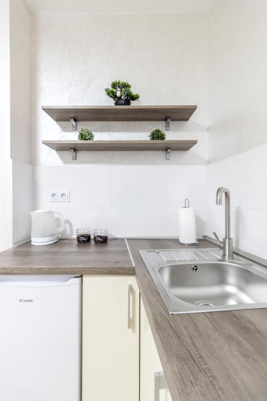 City Center Vip Studio Apartment Lviv Bagian luar foto